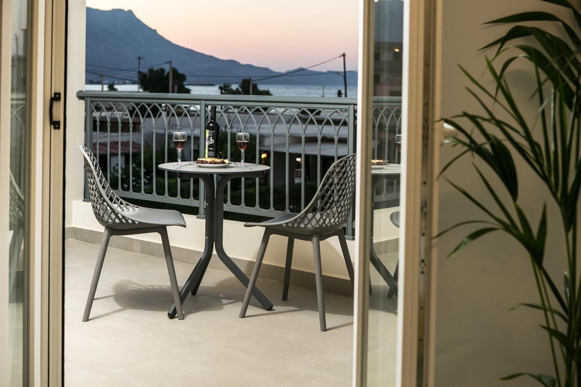 Limosa Luxury Residences Kíssamos Exterior foto